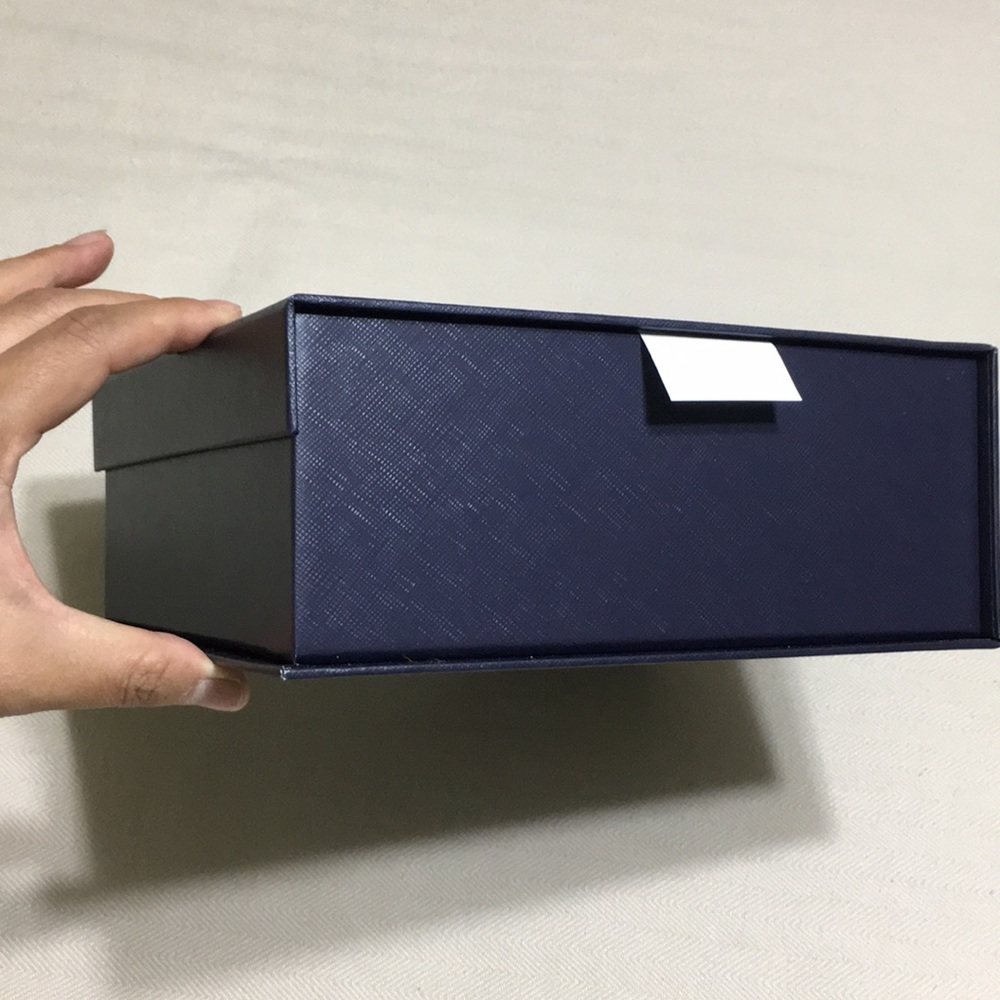 🖤PRADA💕Magnetic 🧲 box NEW - Picture 5 of 7